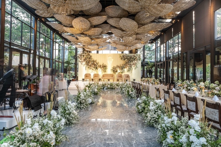 Hutan Kota by Plataran wedding venue Jakarta outdoor ceremony GBK garden skyline