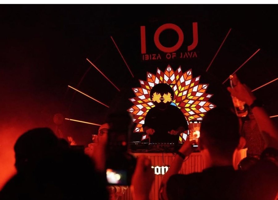 Ibiza of Java