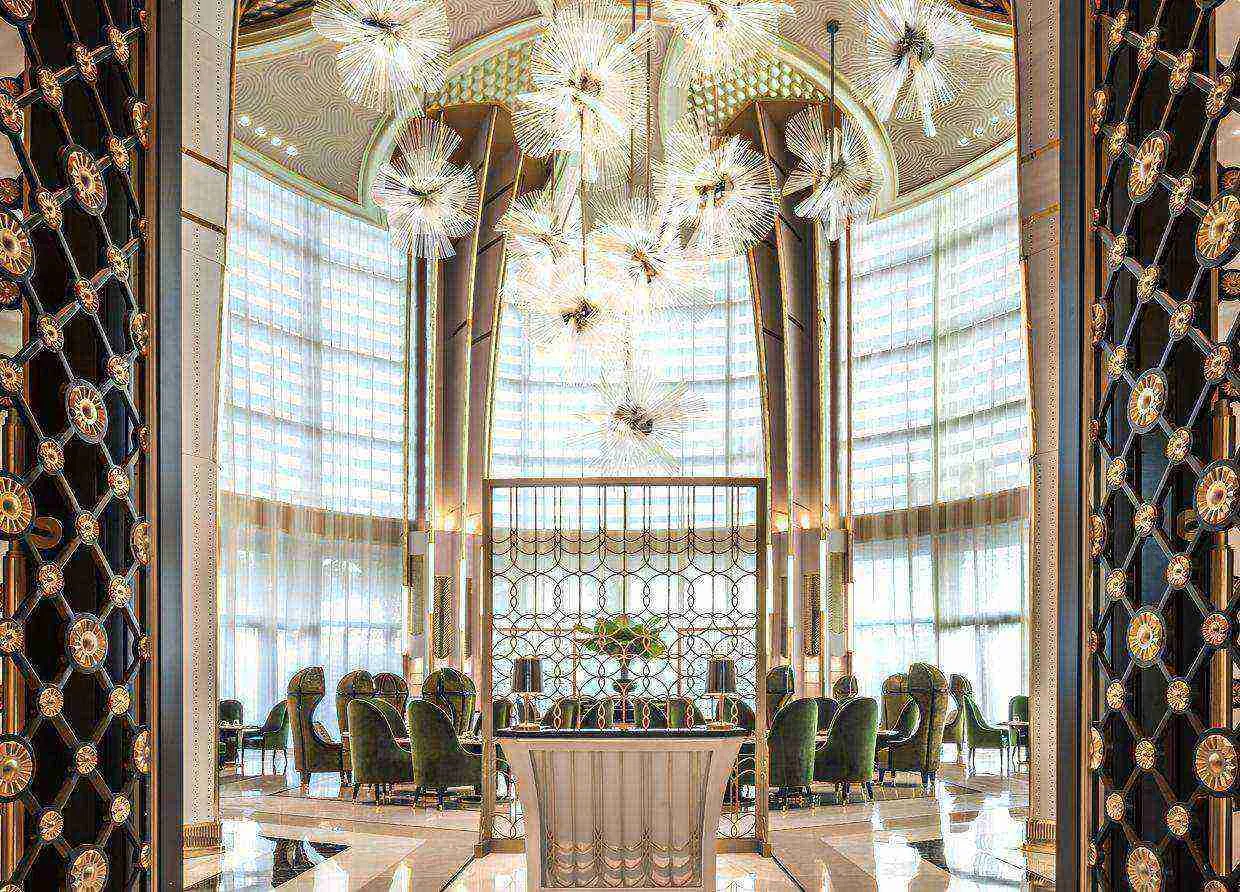 FOUR SEASONS HOTEL: YOUR EXCLUSIVE OASIS IN THE HEART OF JAKARTA