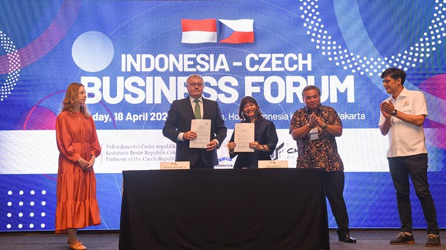 STRENGTHENING ECONOMIC TIES: CZECH PRIME MINISTER AND BUSINESS LEADERS ATTEND INDONESIA-CZECH BUSINESS FORUM