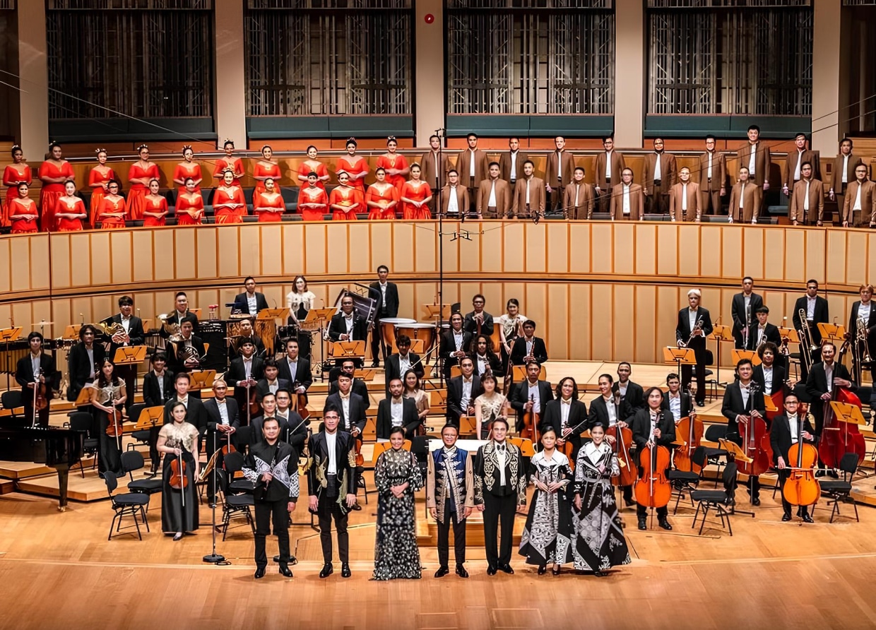 THE BLACK SYMPHONY: AN EPIC FUSION OF EMO MUSIC AND ORCHESTRA