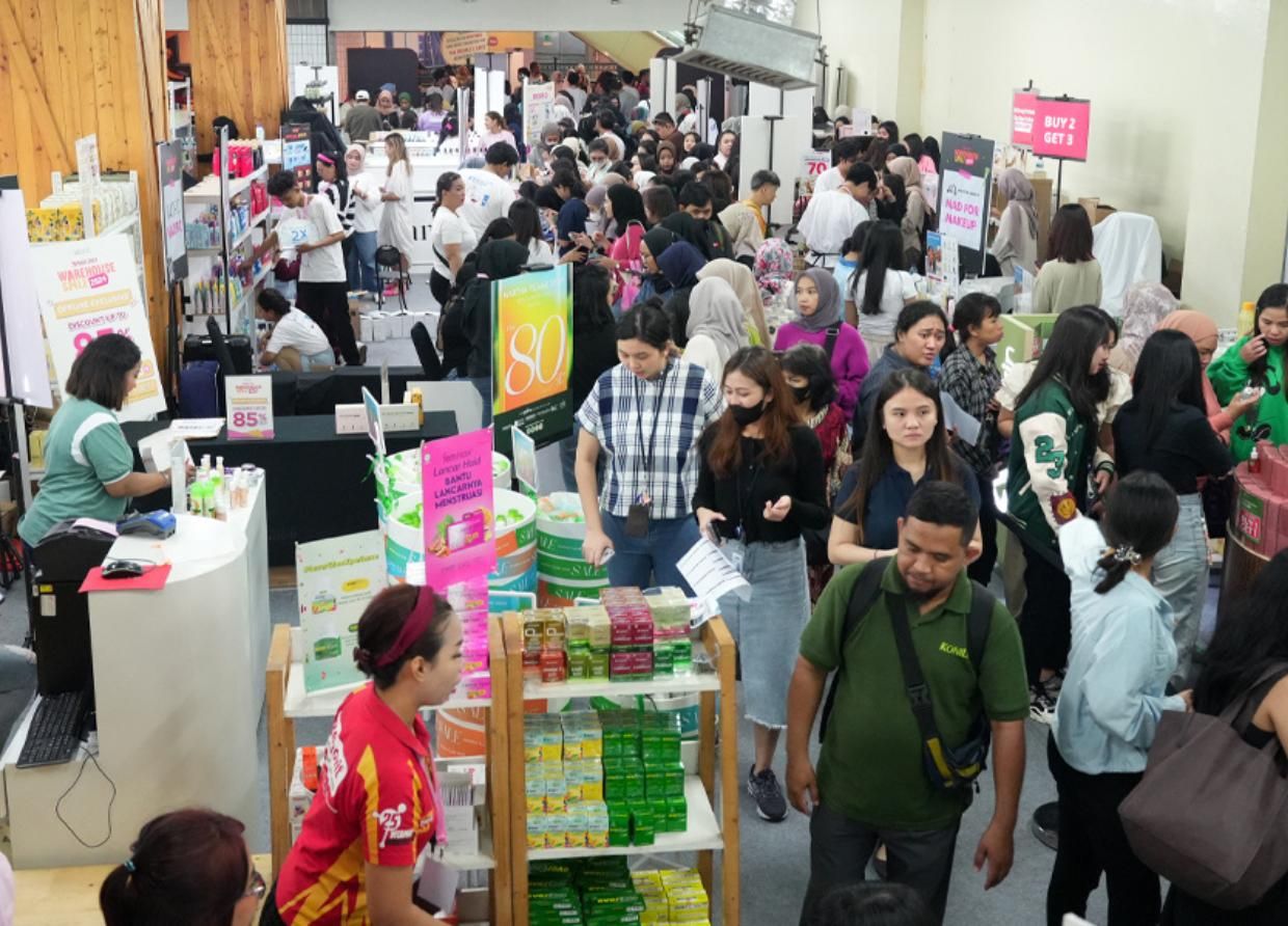 SEIZING THE BEST DEALS AT FEMALE DAILY WAREHOUSE SALE 2024
