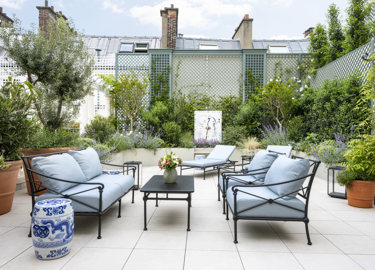 LE BRISTOL PARIS COLLABORATES WITH AGNES SANDAHL TO REDESIGN AZUR TERRACE SUITE