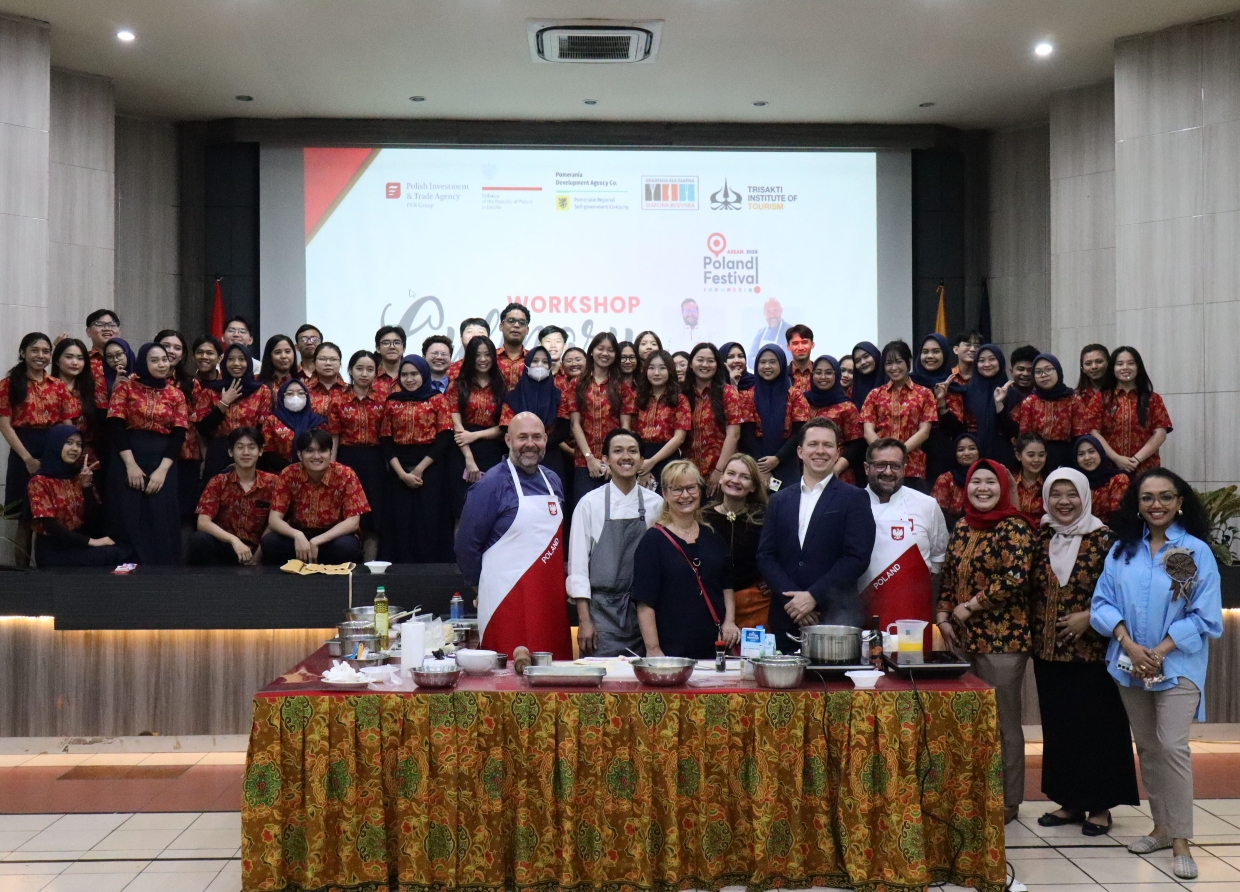 POLAND FESTIVAL GOES TO CAMPUS: CULINARY WORKSHOP INTRODUCES POLISH FLAVORS TO TRISAKTI INSTITUTE OF TOURISM