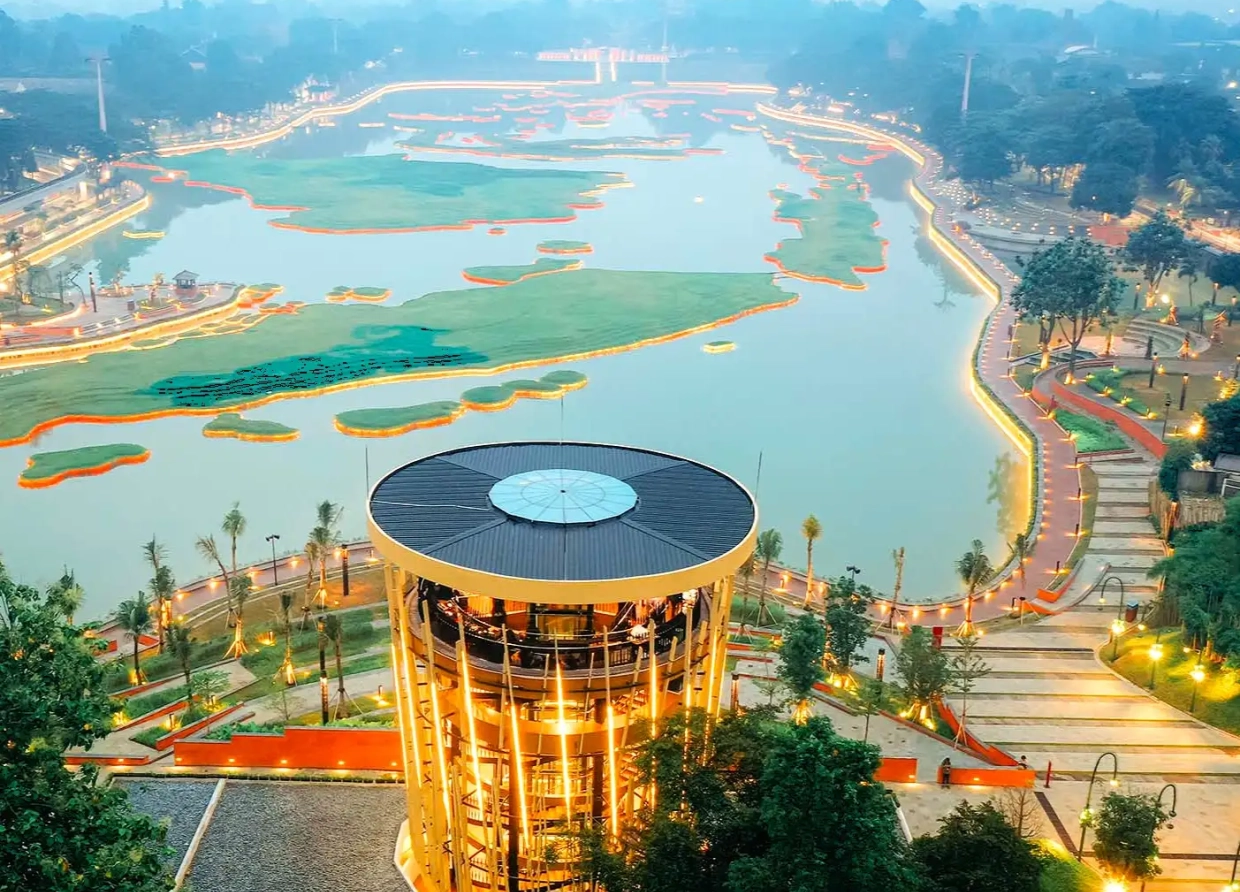 RAMADHAN WONDERS AT TMII: NGABUBURIT, IFTAR PICNIC, AND UNFORGETTABLE MOMENTS