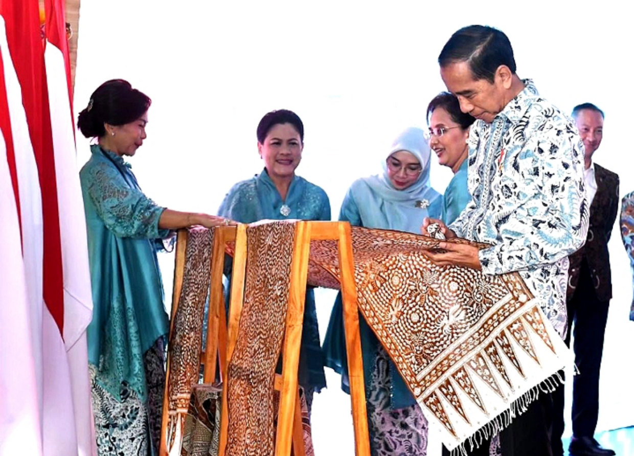 CELEBRATING CULTURE AND CREATIVITY: A RECAP OF THE NUSANTARA BATIK EXHIBITION 2023