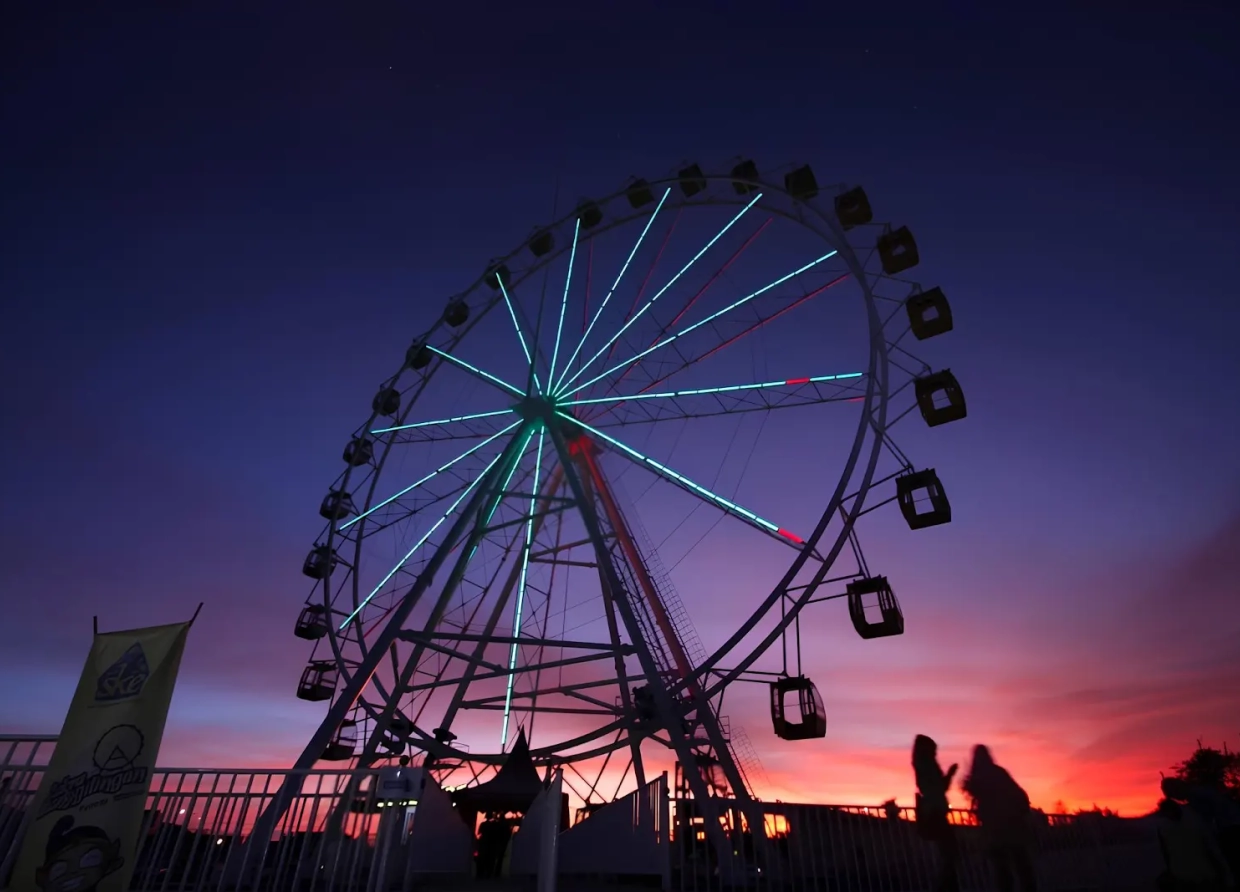 EXPERIENCING BEAUTY FROM ABOVE: THE ALLURE OF FERRIS WHEELS IN INDONESIA