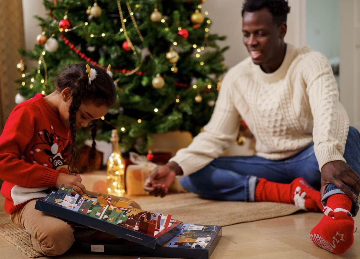 HAVE A MERRY HOLIDAY THIS DECEMBER WITH THESE 7 FESTIVE & WINTER EXPERIENCES