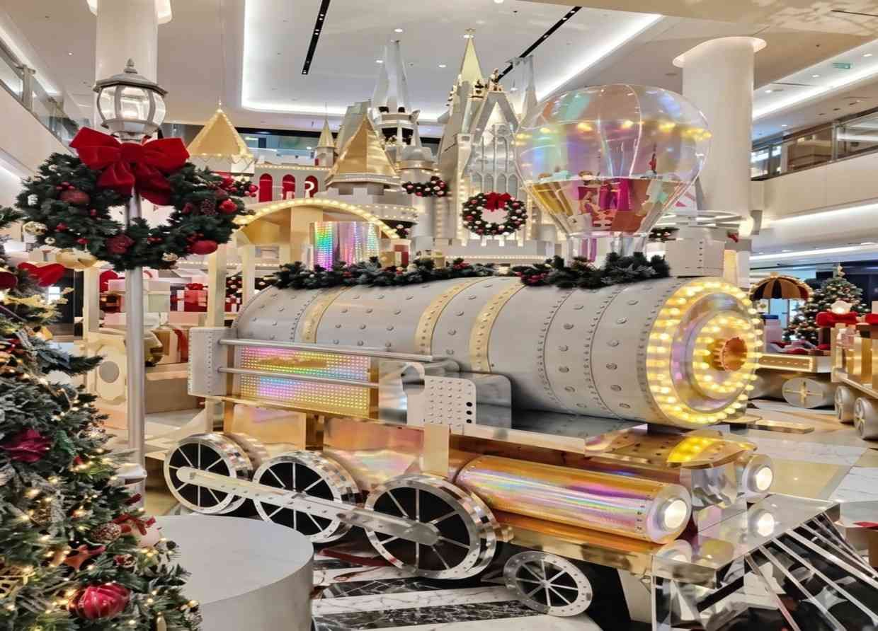 EMBARK ON THE ENCHANTMENT: THE MAGICAL 'WISH' INSTALLATION AT PLAZA INDONESIA