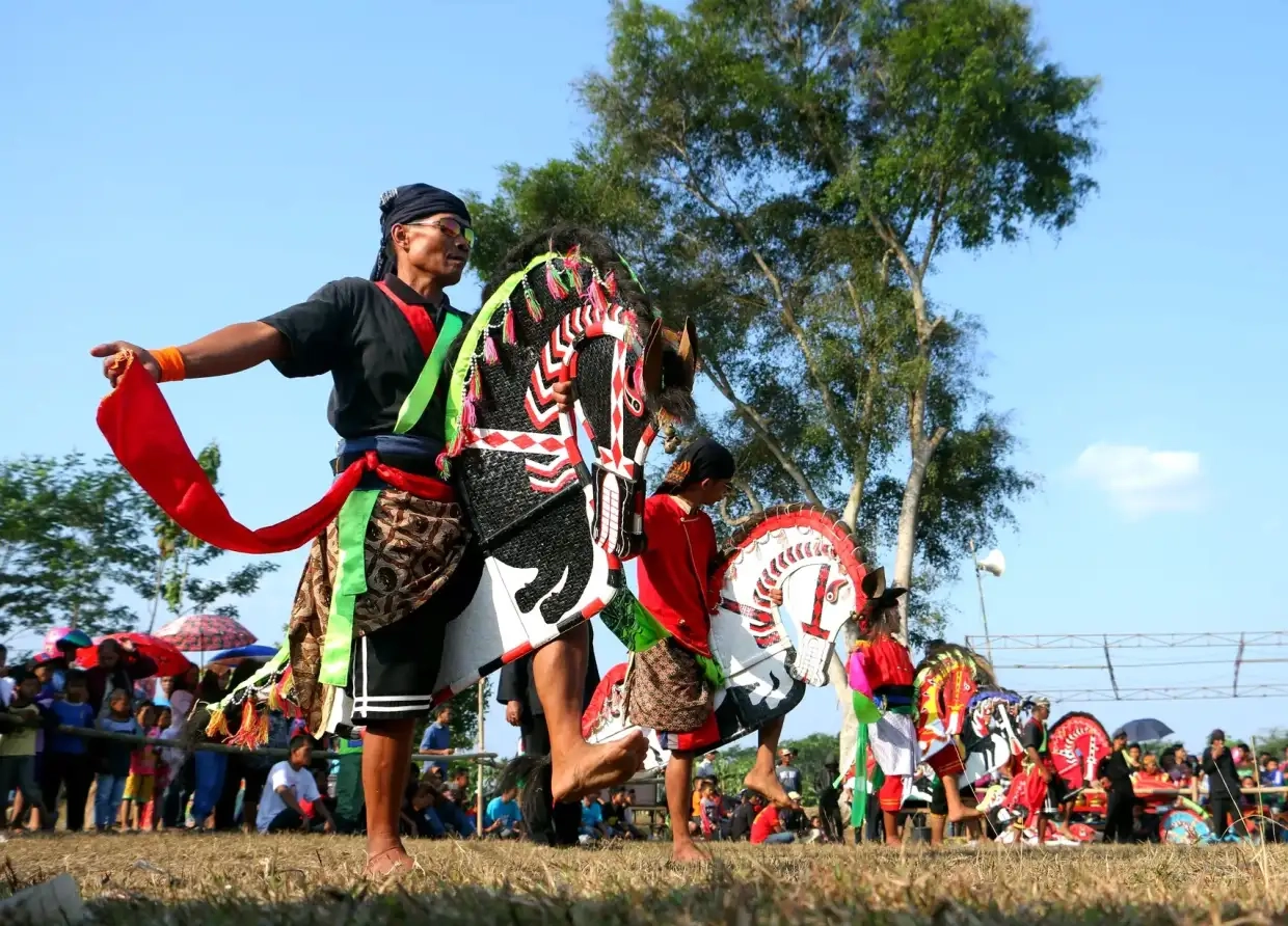 FIVE CITIES AS ROLE MODELS FOR THE KATA KREATIF 2024: FOSTERING INNOVATION IN INDONESIA'S CREATIVE ECONOMY