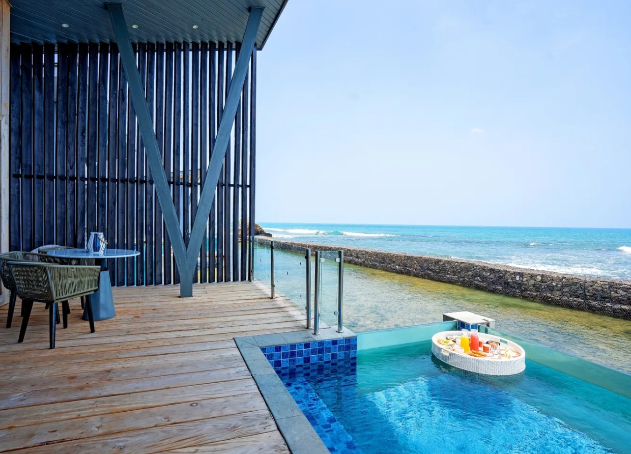 ASTON ANYER BEACH HOTEL A TRANQUIL BEACHFRONT ESCAPE IN BANTEN WITH STUNNING VIEWS