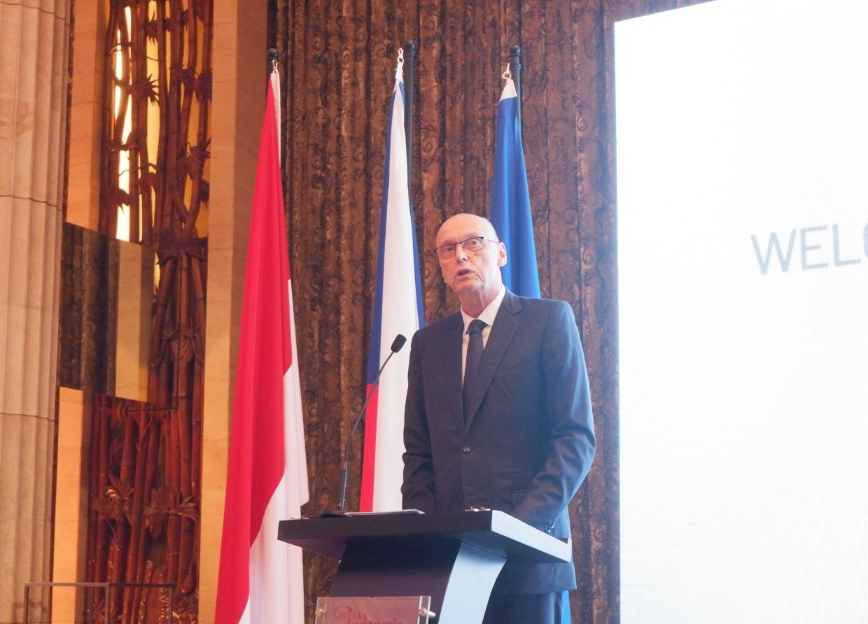 CZECH REPUBLIC EXPRESSES INTEREST IN STRENGTHENING HUMAN RIGHTS COLLABORATION WITH INDONESIA 
