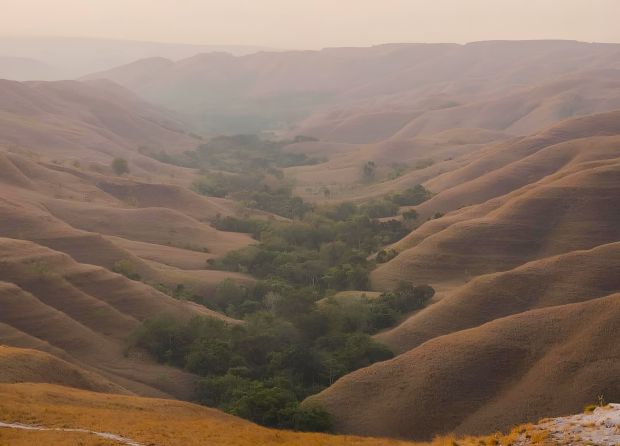 EXPLORING SUMBA ISLAND, EAST NUSA TENGGARA: A HIDDEN GEM FOR ADVENTURE AND SERENITY